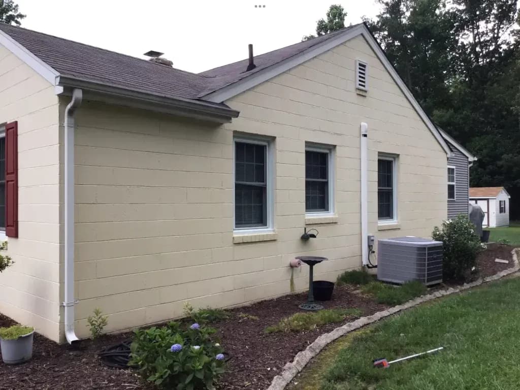 Siding-1-Before-2-1024x768.webp